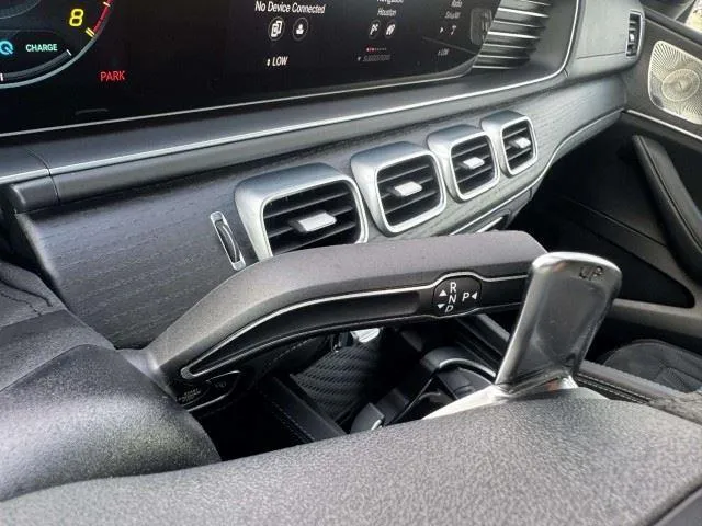 Mercedes-Benz GLE photo 30