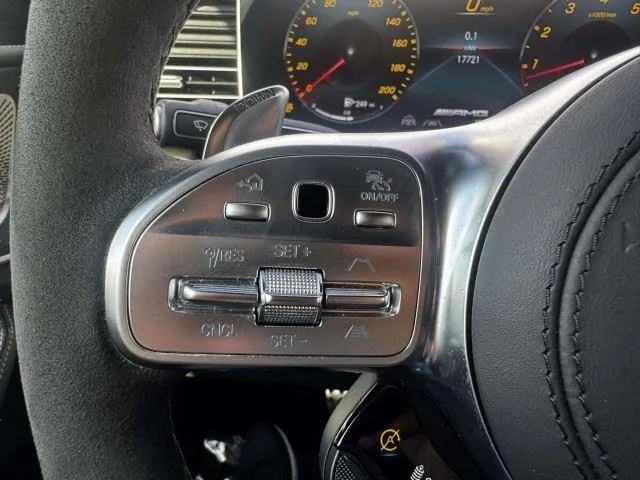 Mercedes-Benz GLE photo 32