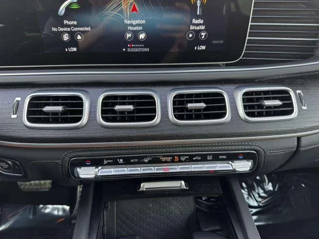 Mercedes-Benz GLE photo 39