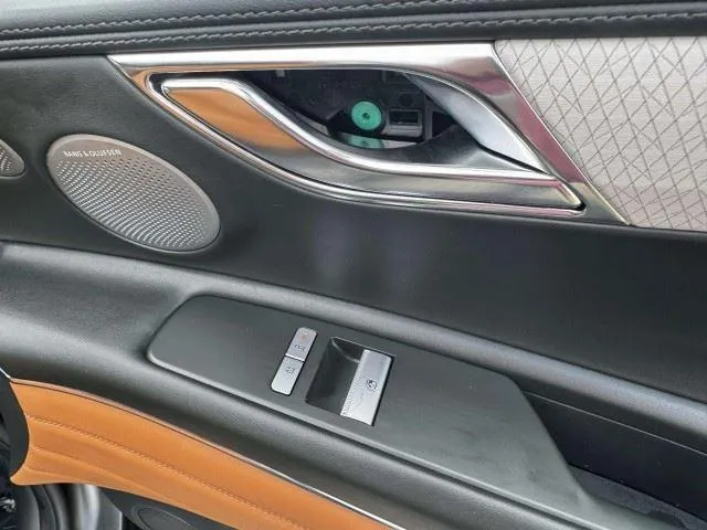 Genesis GV80 photo 56
