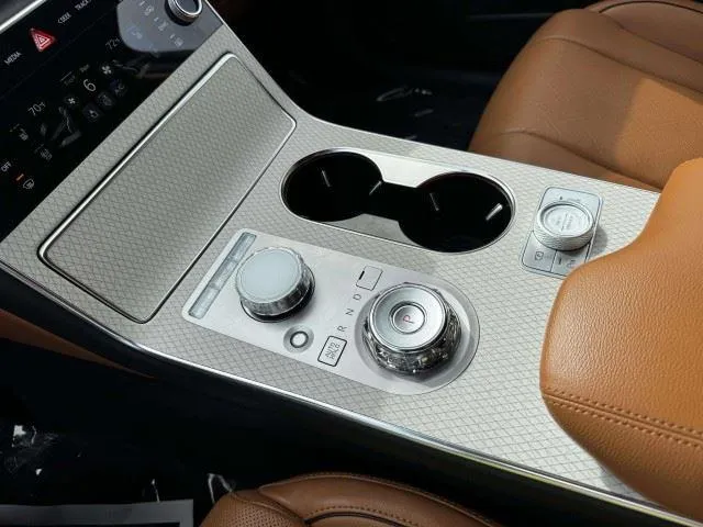 Genesis GV80 photo 35
