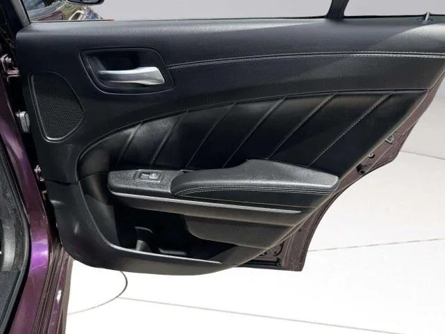 Dodge Charger photo 46