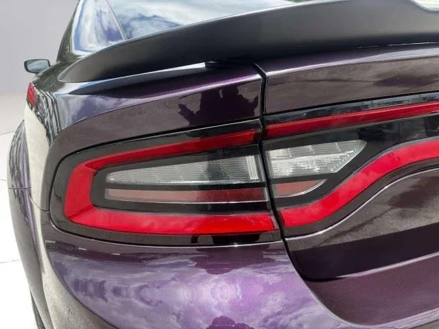 Dodge Charger photo 15