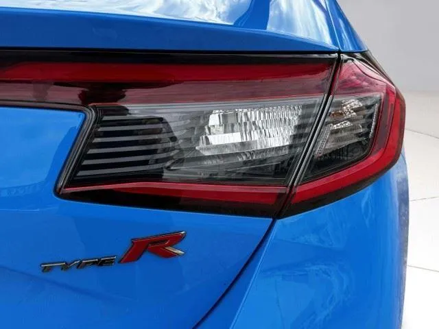 Honda Civic photo 18