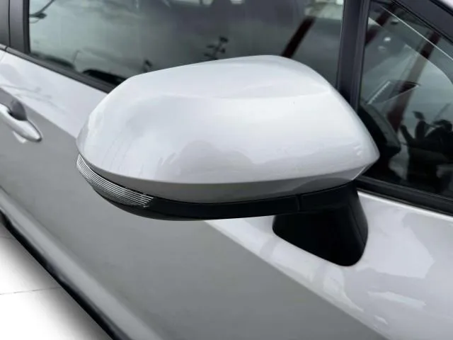 Toyota Corolla photo 10