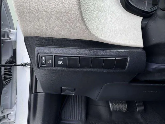 Toyota Corolla photo 24