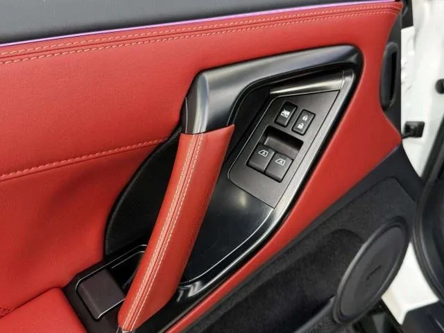Nissan GT-R photo 21