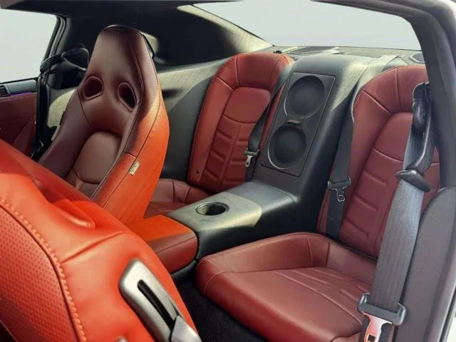 Nissan GT-R photo 39