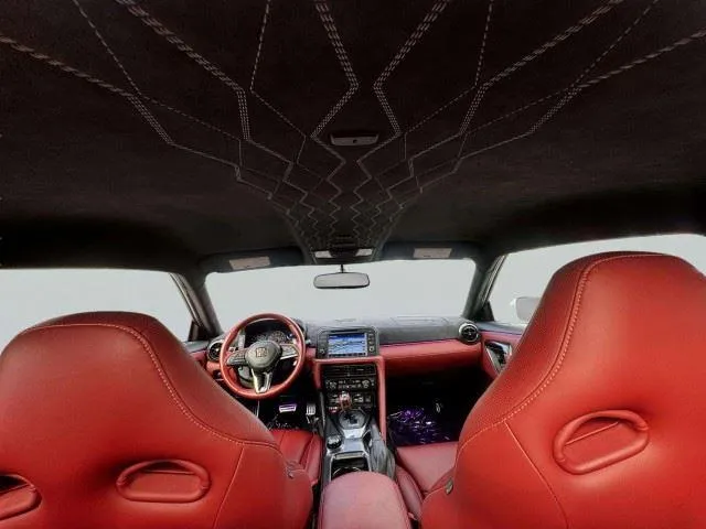 Nissan GT-R photo 42