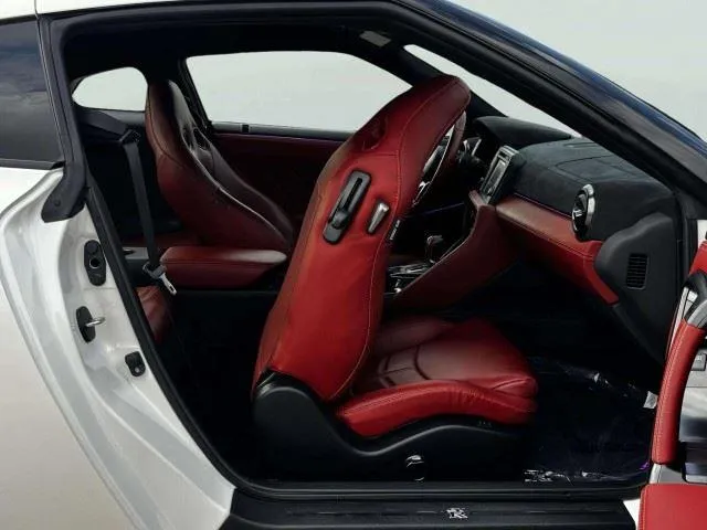 Nissan GT-R photo 51