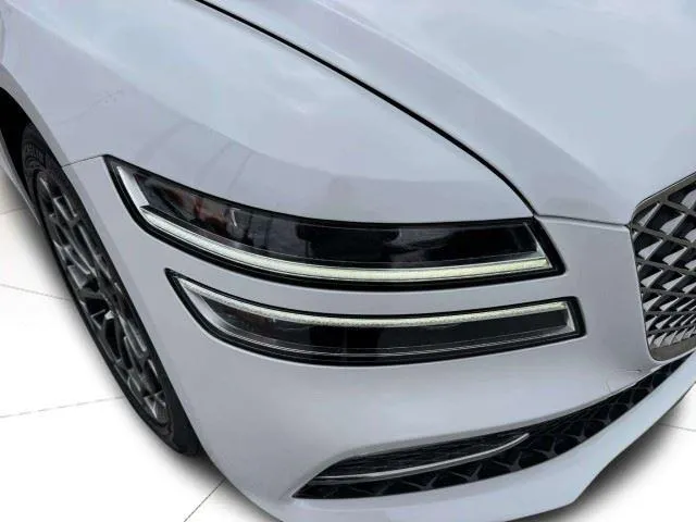 Genesis G80 photo 11