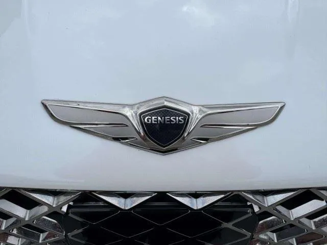 Genesis G80 photo 12