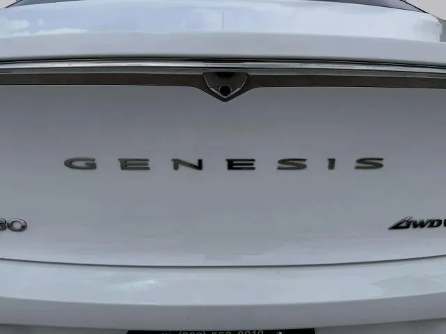 Genesis G80 photo 16