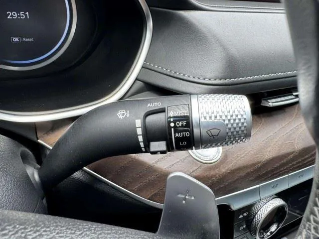 Genesis G80 photo 26