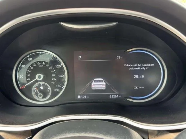 Genesis G80 photo 27
