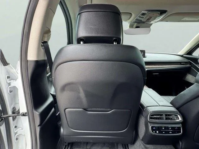 Genesis G80 photo 43