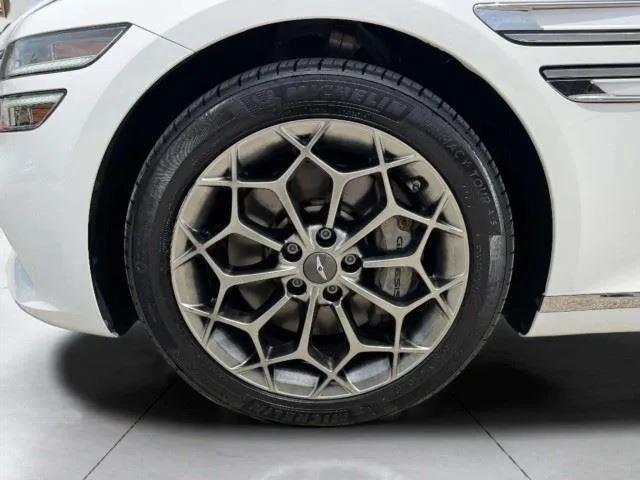 Genesis G80 photo 63