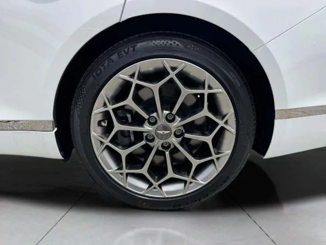 Genesis G80 photo 64