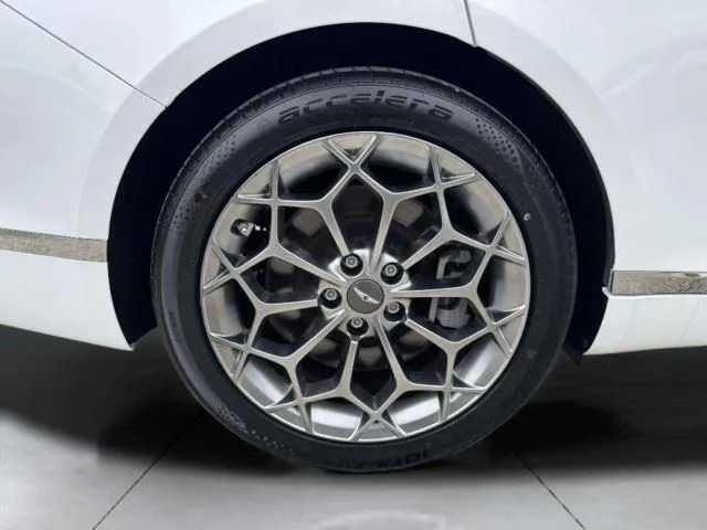 Genesis G80 photo 65