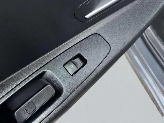 Hyundai Elantra photo 39
