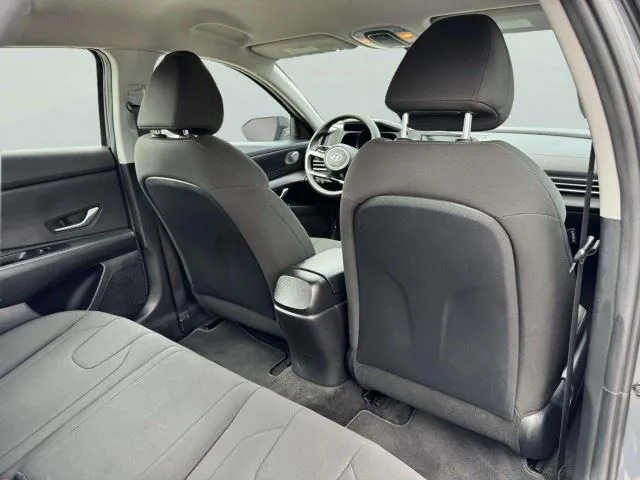 Hyundai Elantra photo 50