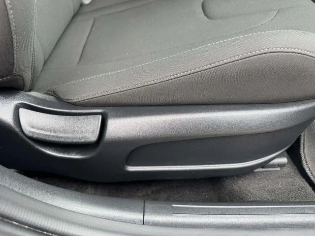 Hyundai Elantra photo 60