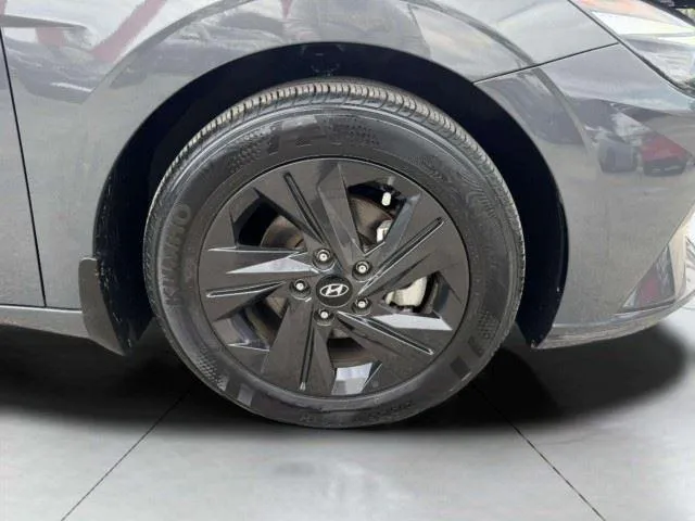 Hyundai Elantra photo 66