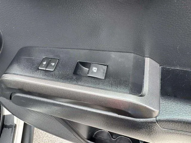Toyota Tacoma photo 53
