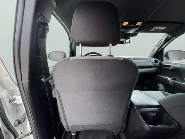 Toyota Tacoma photo 42
