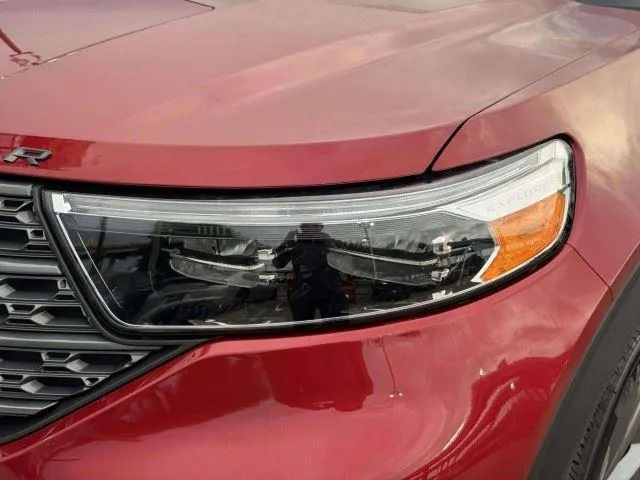 Ford Explorer photo 13