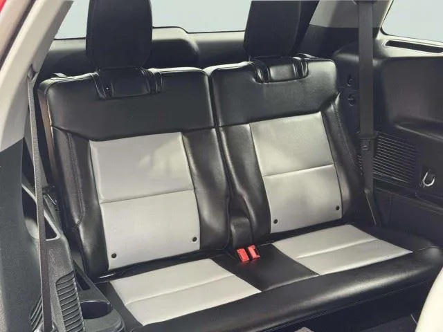 Ford Explorer photo 55