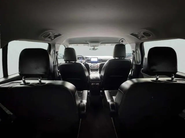 Ford Explorer photo 57