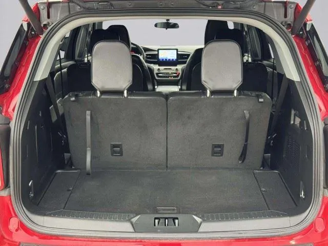 Ford Explorer photo 67