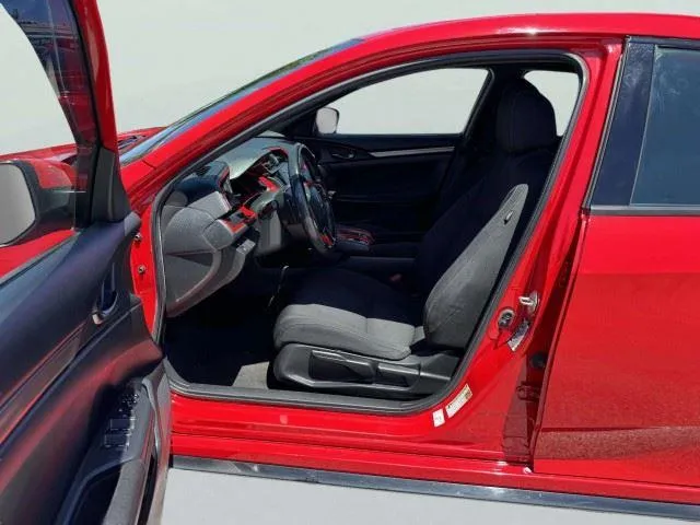 Honda Civic photo 18