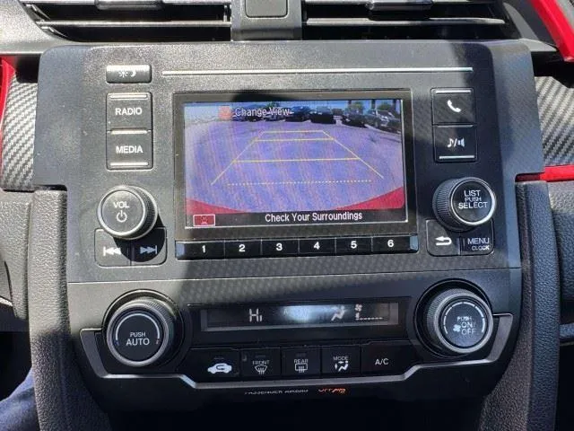 Honda Civic photo 34