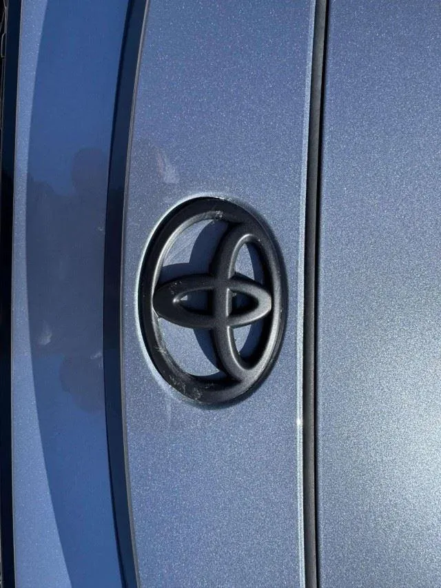 Toyota Corolla photo 12