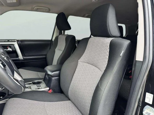 Toyota 4Runner photo 22