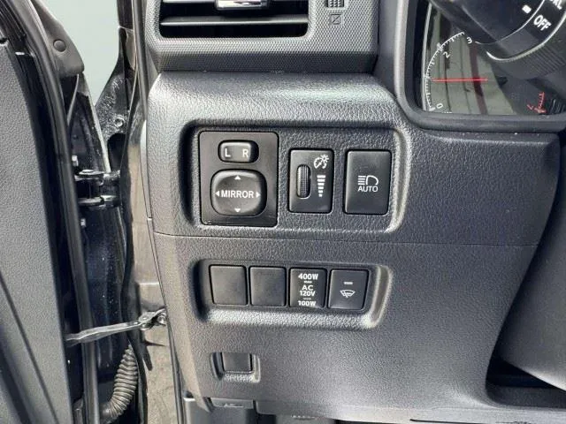 Toyota 4Runner photo 25