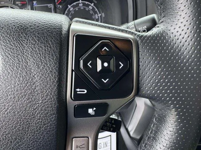 Toyota 4Runner photo 31