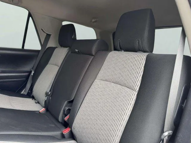 Toyota 4Runner photo 41