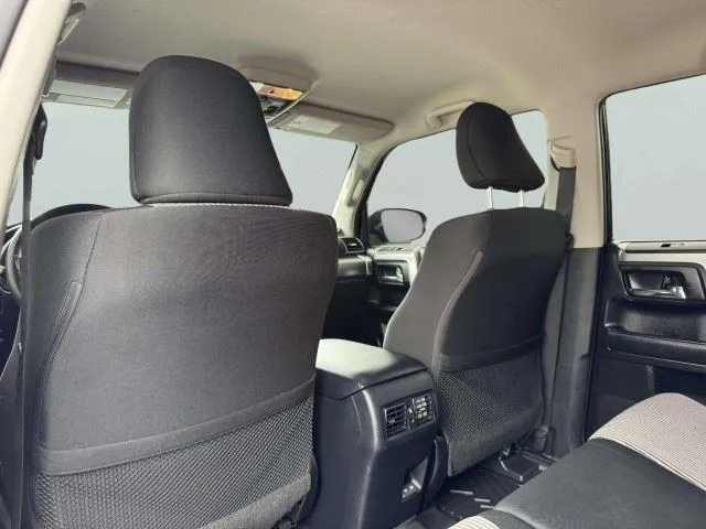 Toyota 4Runner photo 42