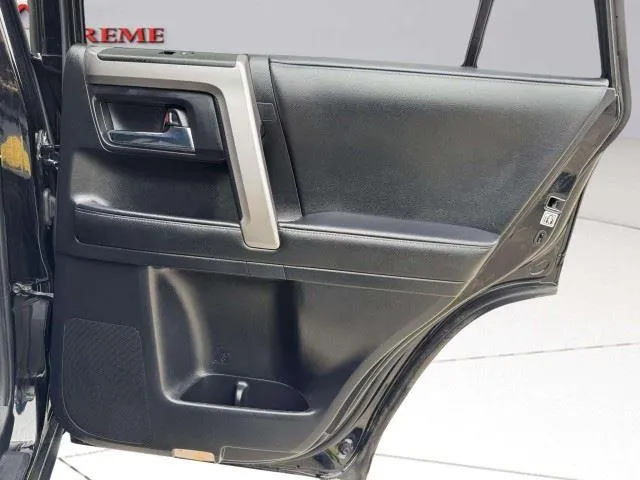 Toyota 4Runner photo 48