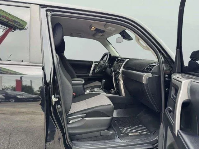 Toyota 4Runner photo 52