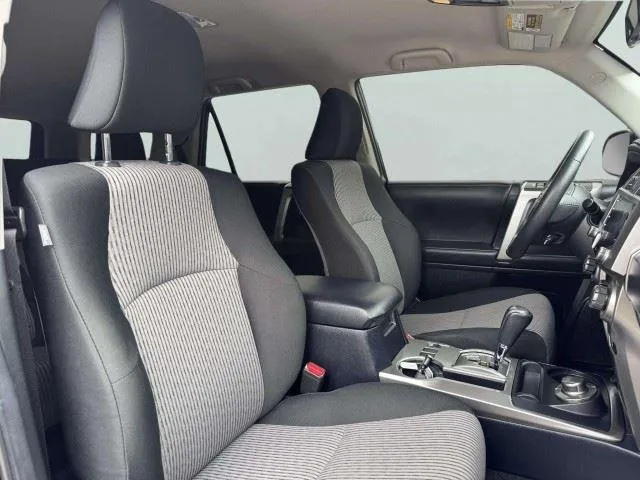Toyota 4Runner photo 55
