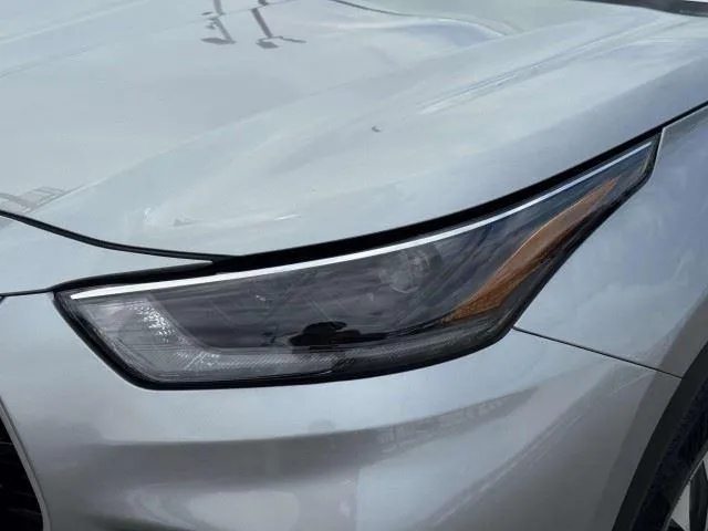 Toyota Highlander photo 13
