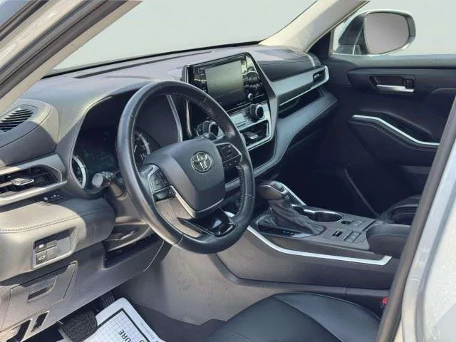 Toyota Highlander photo 21