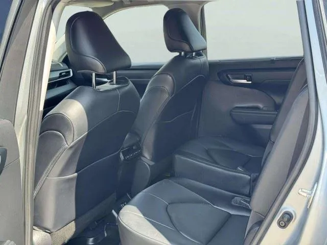 Toyota Highlander photo 40