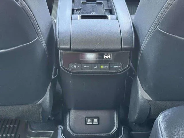 Toyota Highlander photo 43