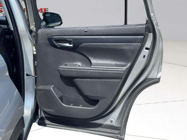Toyota Highlander photo 50