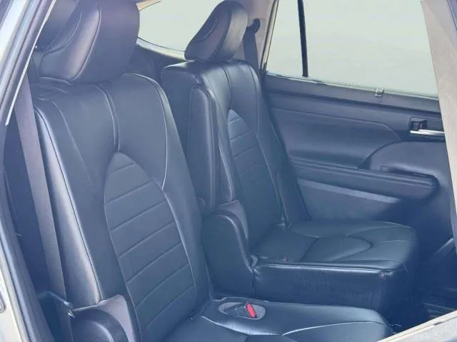 Toyota Highlander photo 52